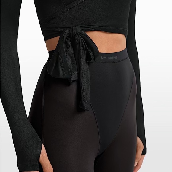 NikeSKIMS Stretch Knit Long-Sleeve Wrap Top - Picture 10 of 11
